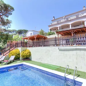 度假居 Holiday Home Alzina, 滨海略雷特