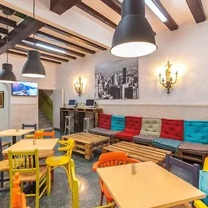  Albergue Loft Group
